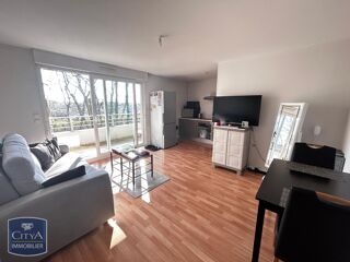 Appartement à louer 3 pièces 55 m²