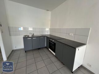  Appartement à louer 4 pièces 64 m²