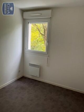  Appartement à louer 2 pièces 55 m²