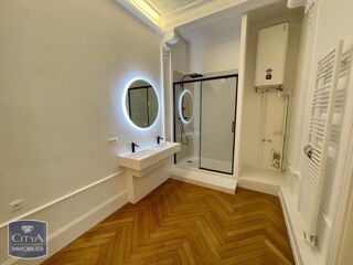  Appartement à louer 2 pièces 54 m²