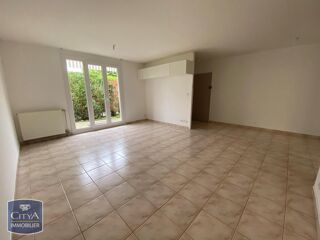  Maison à louer 4 pièces 79 m²