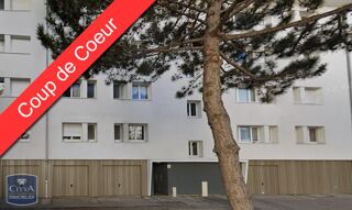  Parking / Garage � louer 