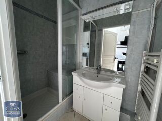  Appartement à louer 2 pièces 41 m²