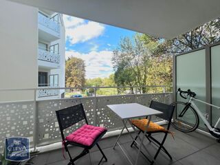  Appartement à louer 3 pièces 65 m²