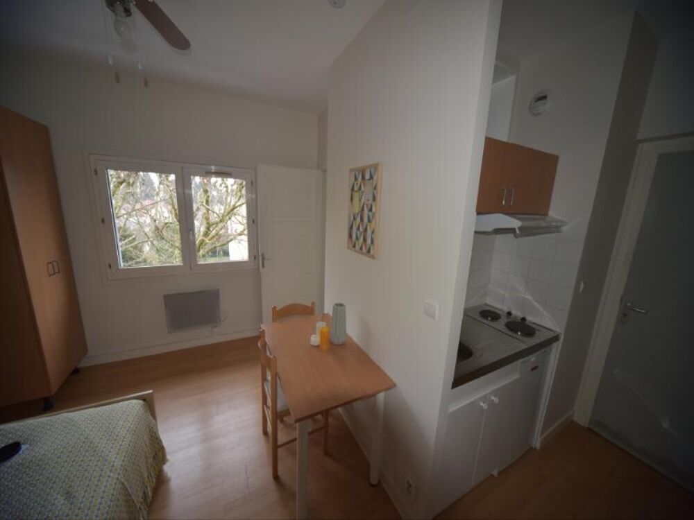 location Appartement - 1 pièce(s) - 17 m² Charnay-lès-Mâcon (71850)