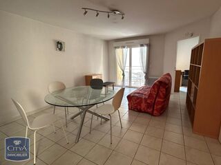  Appartement à louer 2 pièces 44 m²
