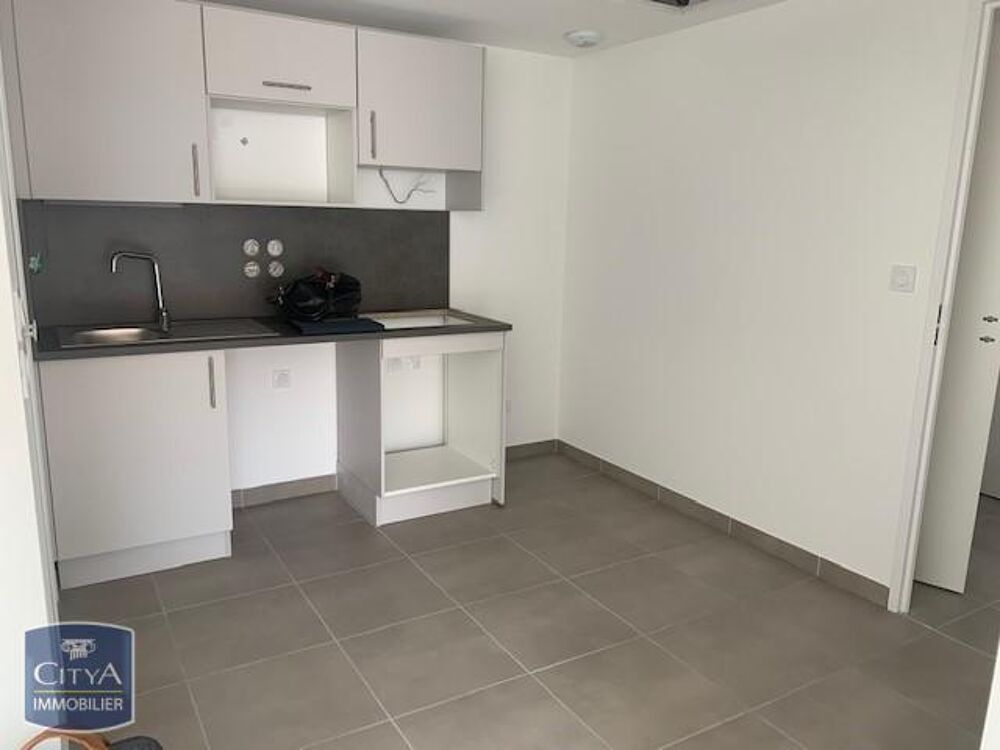 location Appartement - 3 pièce(s) - 61 m² Marseillan (34340)