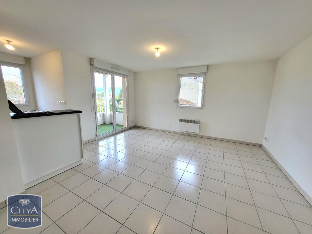 location Appartement - 3 pièce(s) - 53 m² Peschadoires (63920)