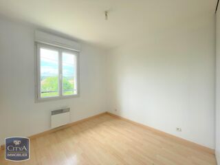 location Maison - 5 pièce(s) - 104 m² Coutras (33230)
