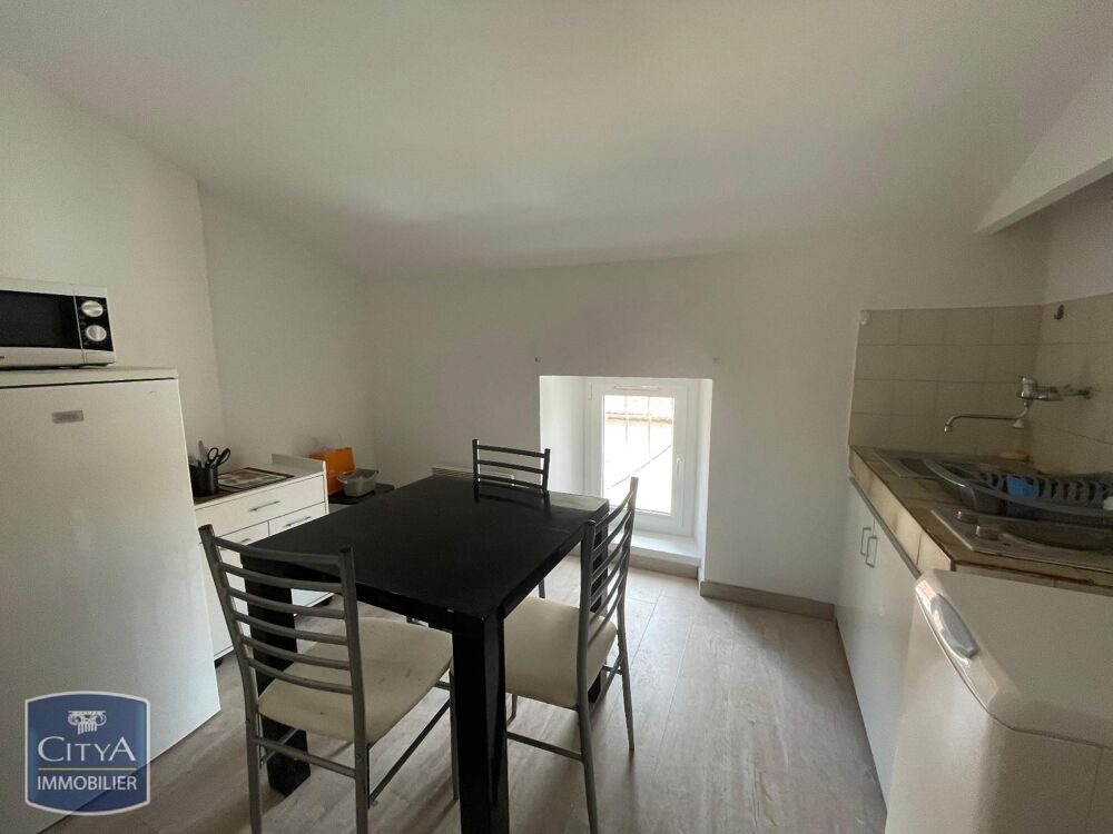 LOCATION - NIMES - STUDIO MEUBLE - CLIMATISATION - QUART....