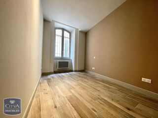  Appartement � louer 4 pi�ces 81 m�