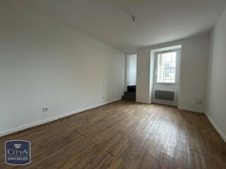 Appartement à louer 3 pièces 57 m²