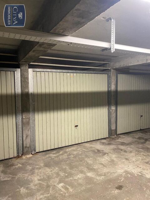  Parking / Garage � louer 