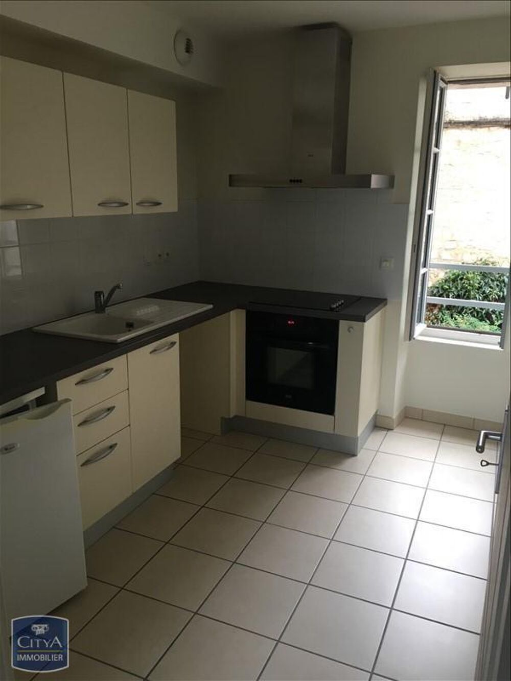 location Appartement - 2 pièce(s) - 39 m² Poitiers (86000)