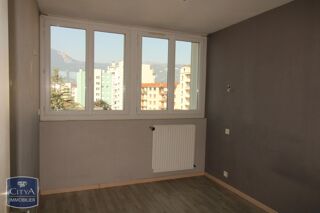  Appartement à louer 3 pièces 67 m²