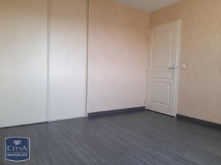  Appartement à louer 2 pièces 45 m²