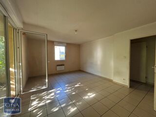 Appartement à louer 2 pièces 50 m²