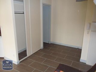  Appartement à louer 1 pièce 25 m²