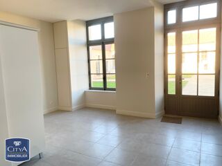  Appartement à louer 3 pièces 67 m²