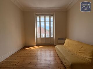  Appartement à louer 4 pièces 92 m²