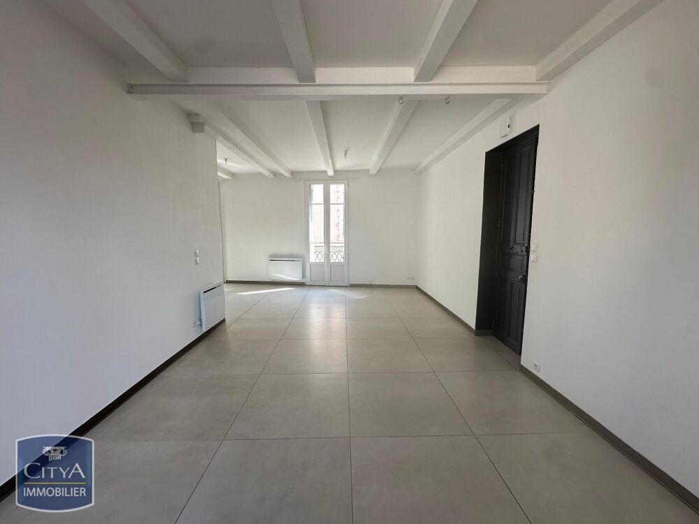 A LOUER - NIMES - T4 RENOVE - GARAGE - QUARTIER NOTRE DA....