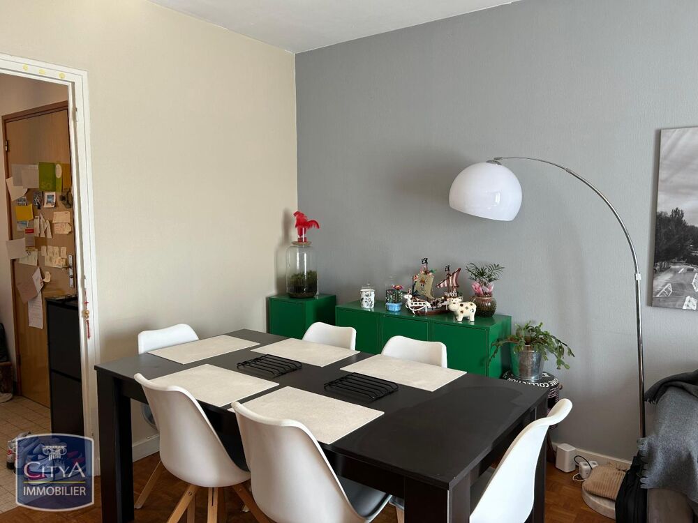 location Appartement - 3 pièce(s) - 79 m² Bourg-en-Bresse (01000)