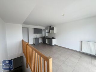  Appartement à louer 3 pièces 68 m²