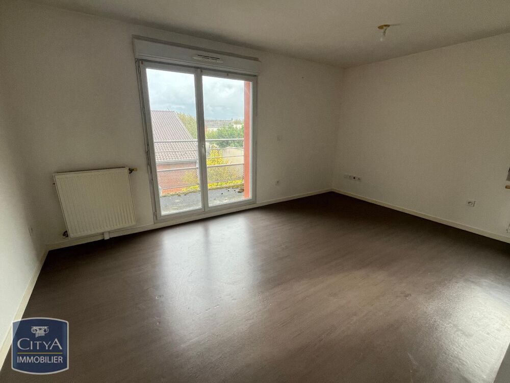 location Appartement - 2 pièce(s) - 51 m² Louvroil (59720)