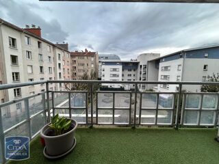  Appartement à louer 2 pièces 47 m²