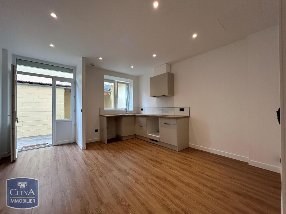 À LOUER : APPARTEMENT 2 PIECES REFAIT A NEUF - ST MAUR D....