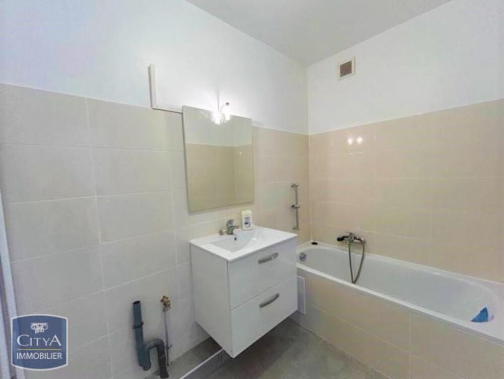 location Appartement - 2 pièce(s) - 61 m² Nice (06200)
