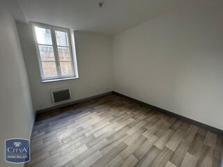  Appartement à louer 3 pièces 63 m²