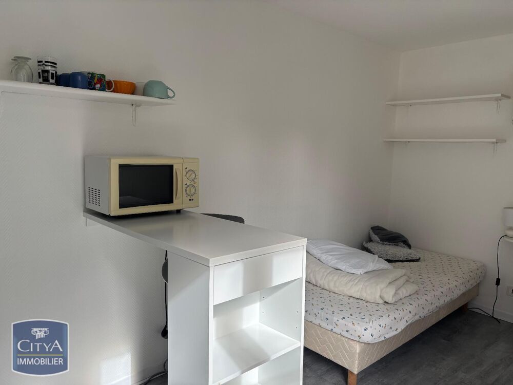 location Appartement - 1 pièce(s) - 14 m² Poitiers (86000)