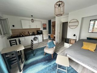  Appartement à louer 1 pièce 28 m²