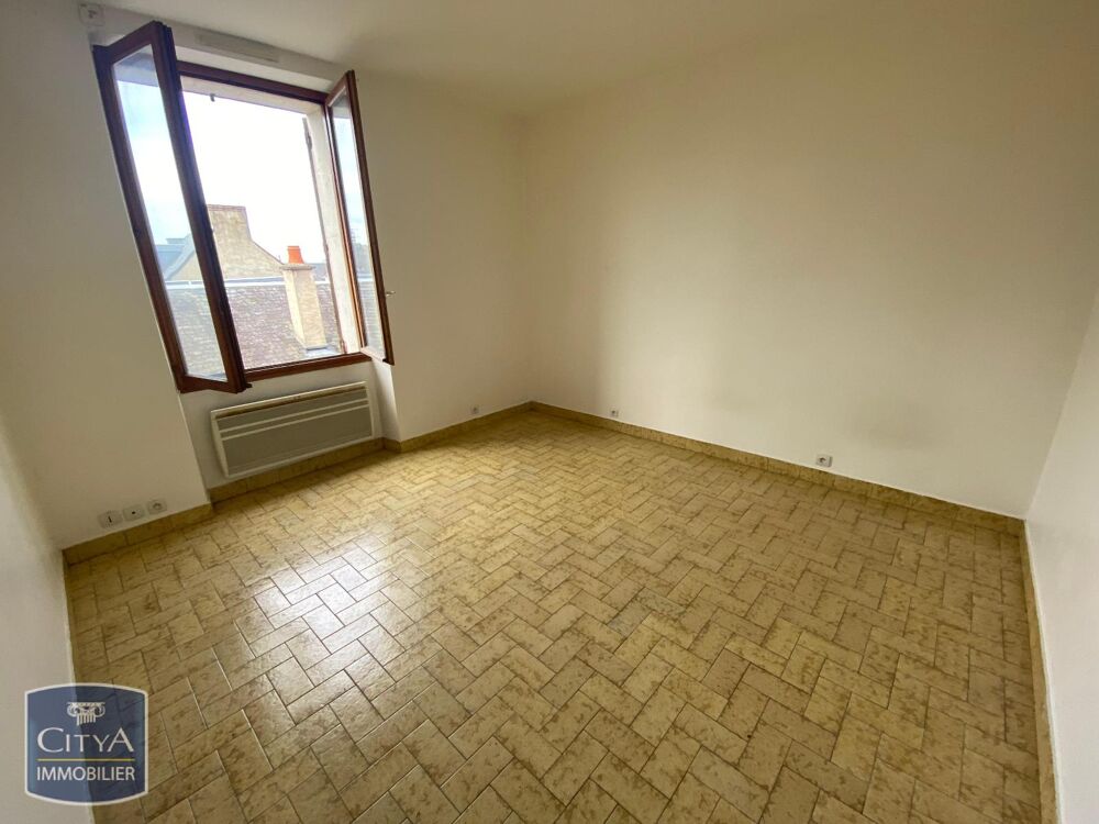 location Appartement - 3 pièce(s) - 59 m² Château-du-Loir (72500)