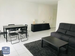  Appartement à louer 2 pièces 45 m²