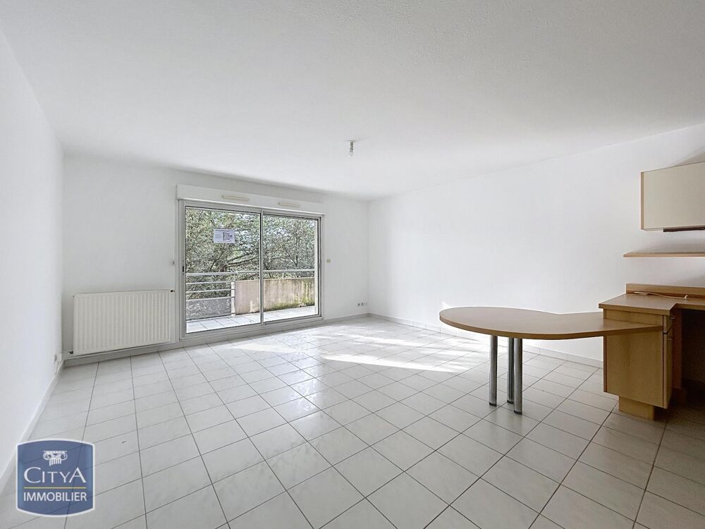 location Appartement - 3 pièce(s) - 68 m² Nimes (30900)