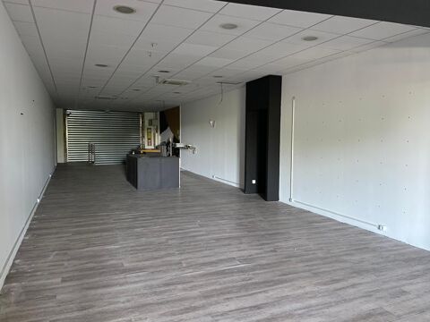   Location / Local Commercial - 266 m² 