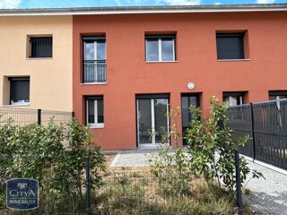  Appartement à louer 4 pièces 101 m²