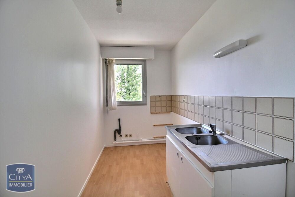 À LOUER : Appartement T3 situé à Bordeaux. Ce bien immob....