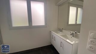  Appartement à louer 3 pièces 76 m²