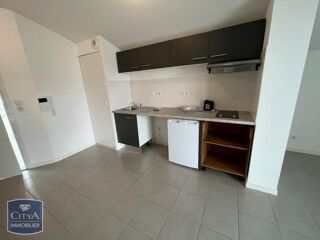  Appartement à louer 1 pièce 32 m²