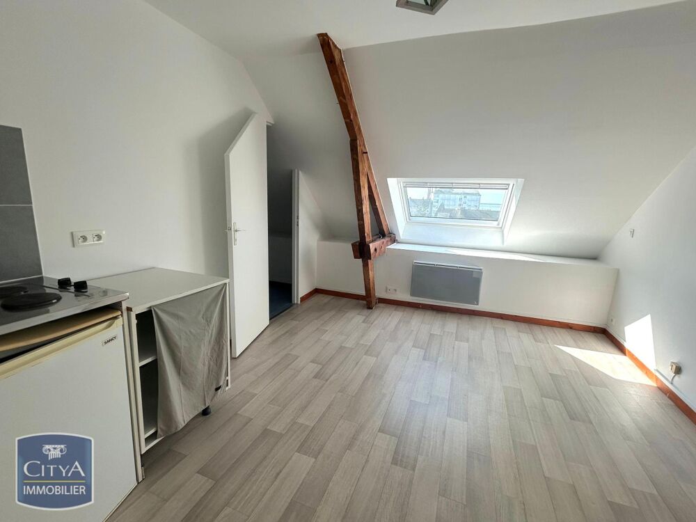 À LOUER : Studio situé à Saint-Nazaire. Ce bien immobili....