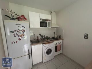  Appartement à louer 1 pièce 37 m²