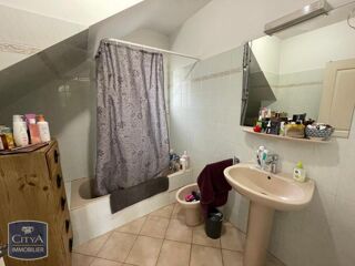  Villa à louer 5 pièces 111 m²