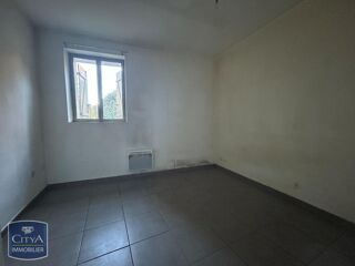  Appartement à louer 2 pièces 66 m²