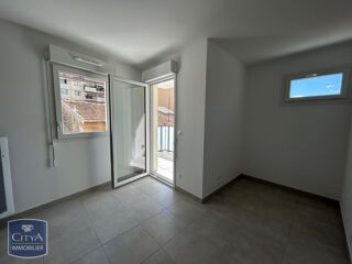  Appartement à louer 2 pièces 28 m²