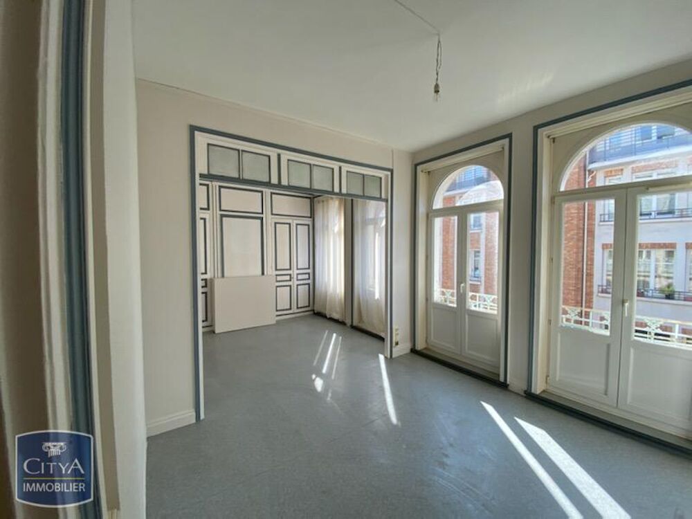 À LOUER : Appartement T2 situé en plein coeur du centre v....