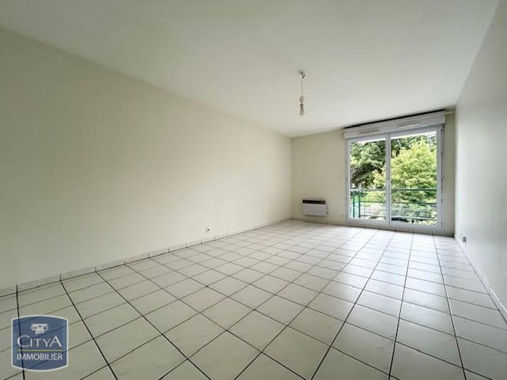 Tortière - A LOUER - APPARTEMENT 3 PIECES AVEC BALCON ET....