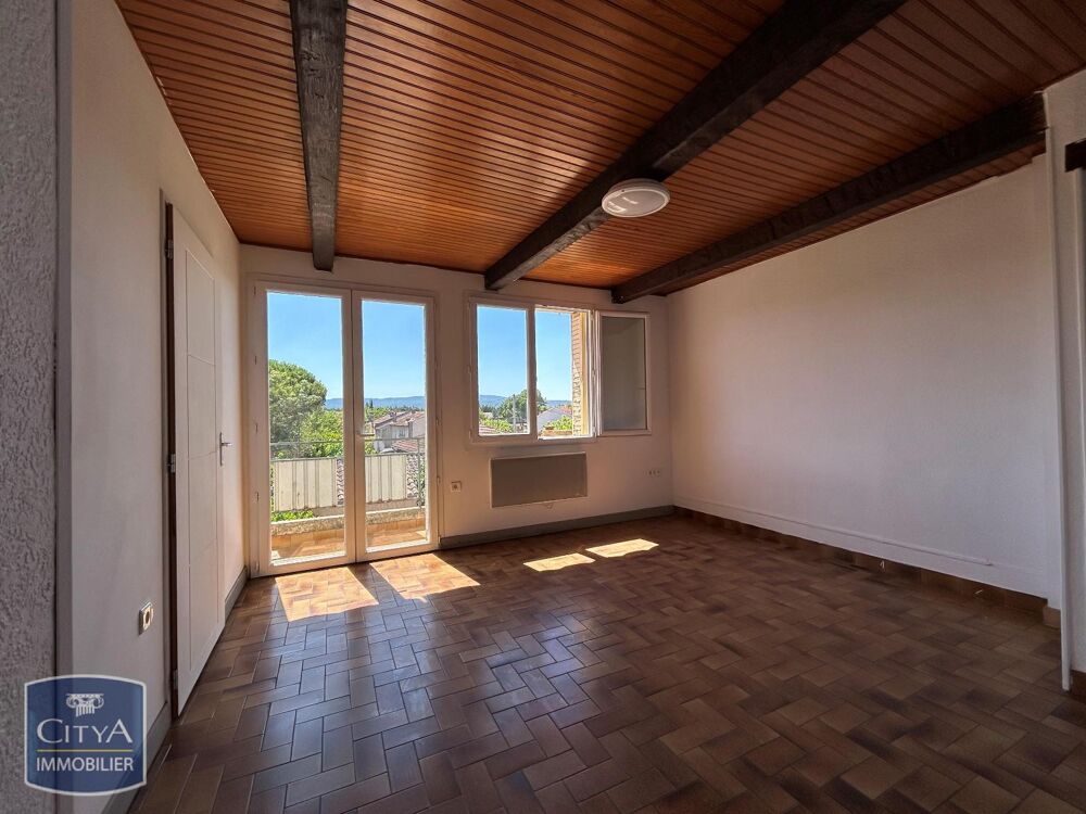 À LOUER : Appartement T3 situé à Carpentras, dans le dép....